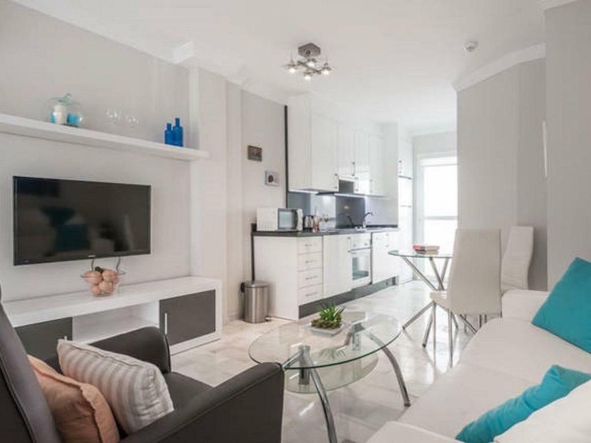 Casa Soleada - Beautiful Villa, Best Corner By Pools, Resort Facilities,Full Kitchen, 3 Terraces, Internet Marbella Buitenkant foto