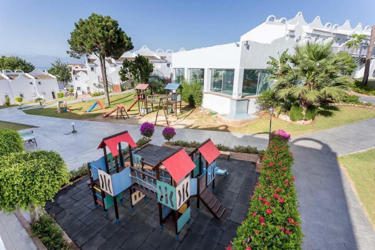 Casa Soleada - Beautiful Villa, Best Corner By Pools, Resort Facilities,Full Kitchen, 3 Terraces, Internet Marbella Buitenkant foto