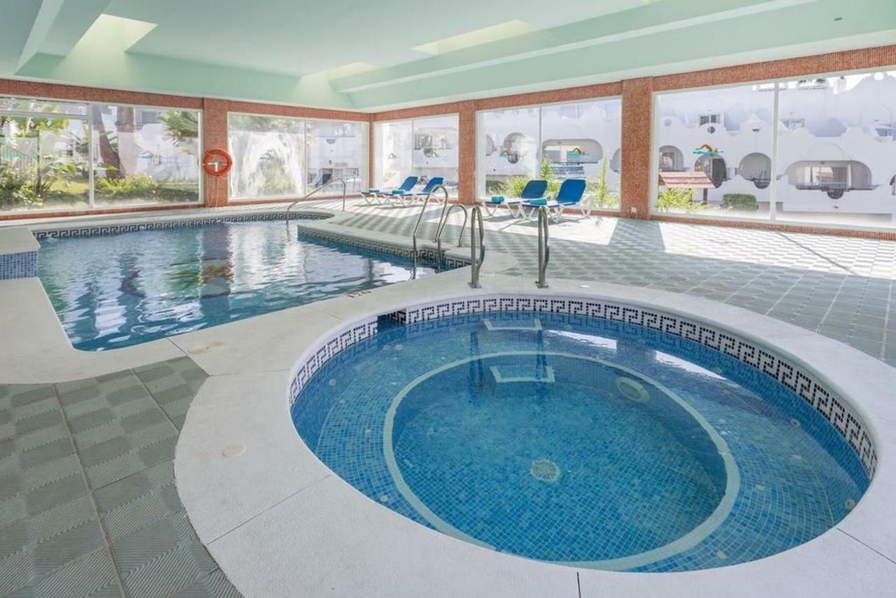 Casa Soleada - Beautiful Villa, Best Corner By Pools, Resort Facilities,Full Kitchen, 3 Terraces, Internet Marbella Buitenkant foto